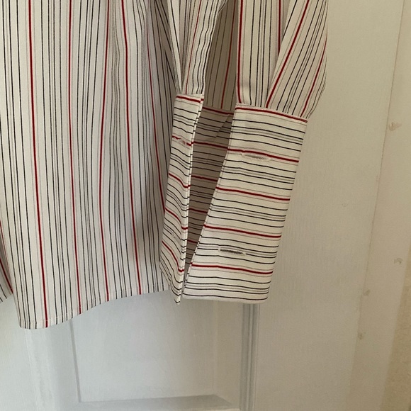 Button down blouse - Picture 2 of 4